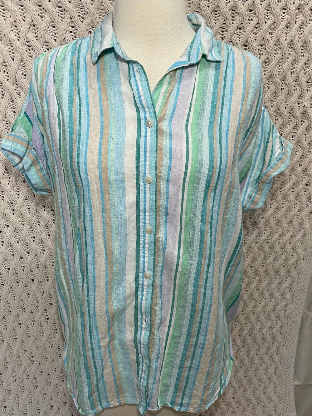 Time and Tru Pastel Linen Multi-Stripe Short Sleeve Button Down Shirt
